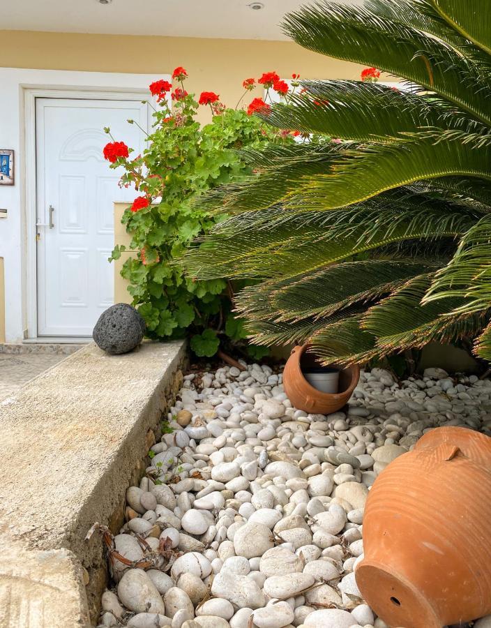 Aegean Breeze Apartment Karpathos Exterior foto